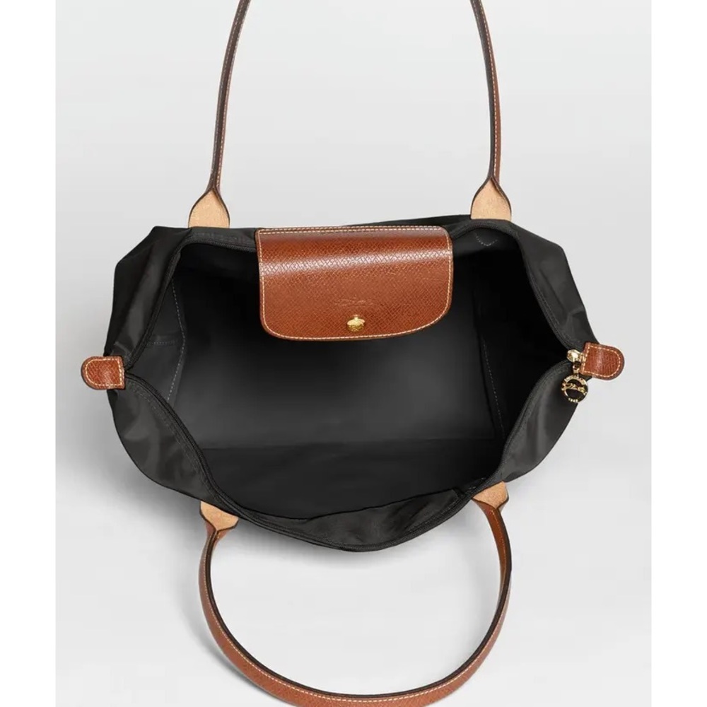 Large Longchamp Le Pliage Tote in Black - Picture 5 of 11